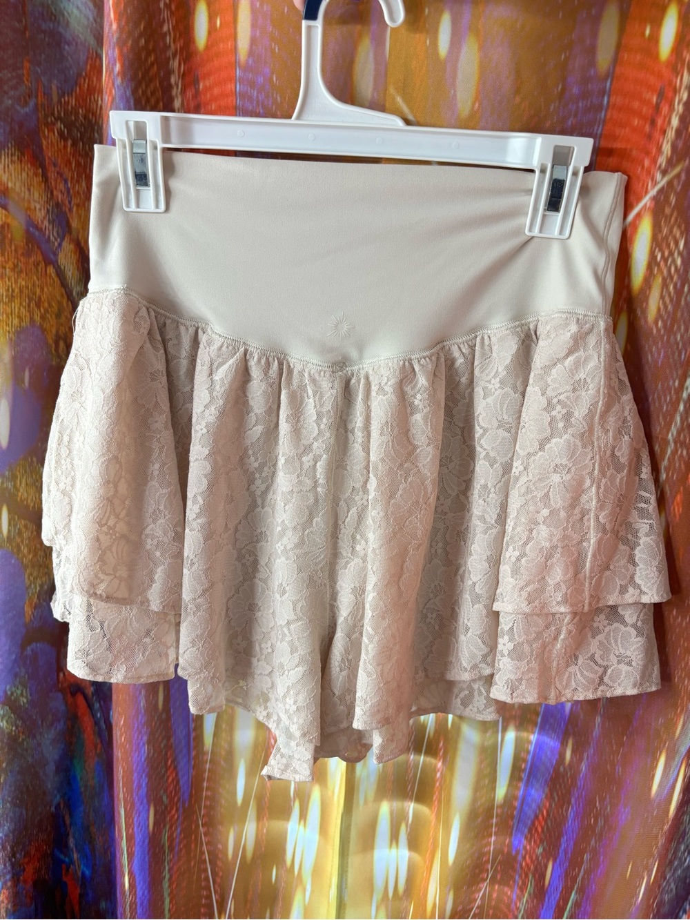 Aerie Offline Lace Ruffle Skort Shorts in Cream✨ - Picture 2 of 3